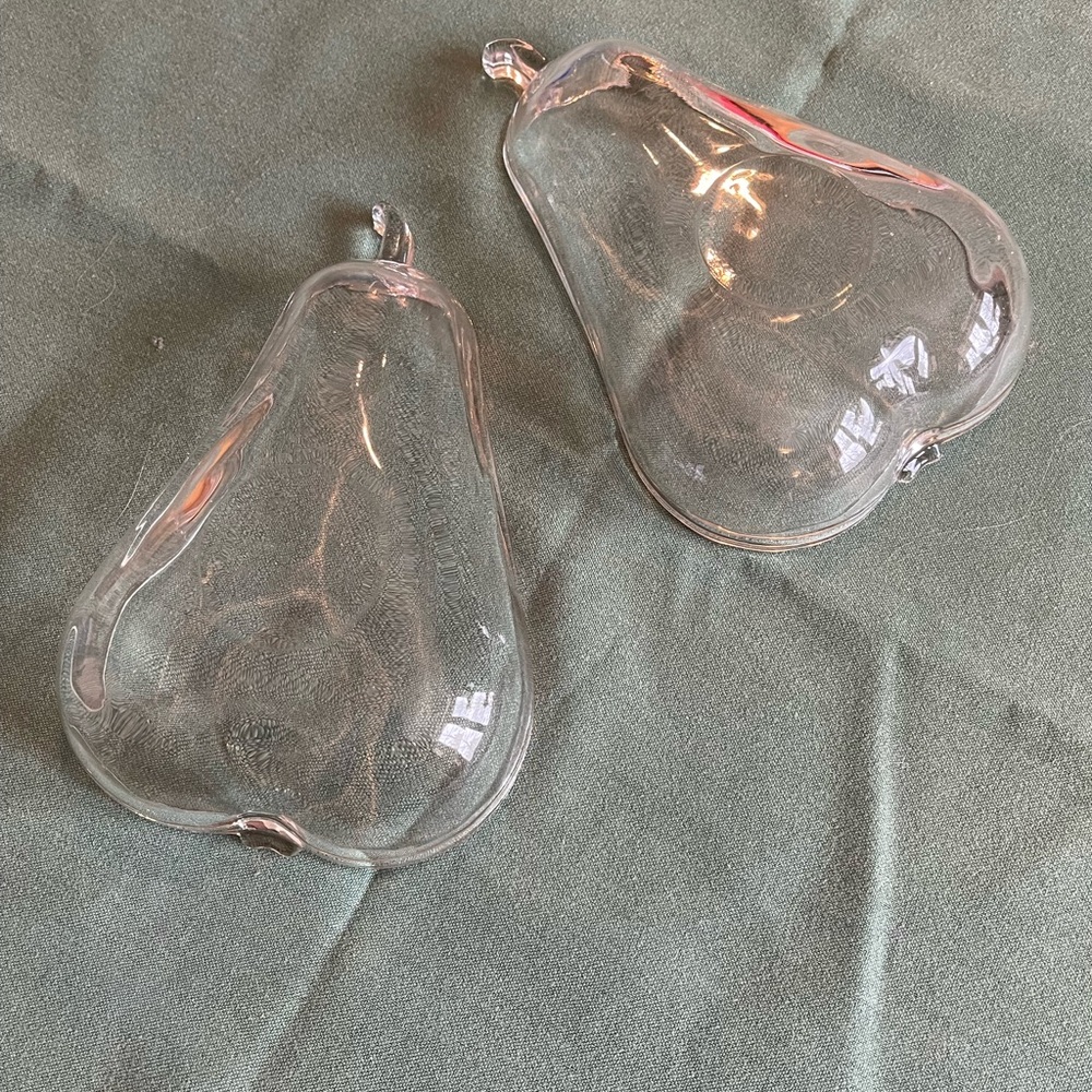 Set of Two Clear Glass Pear-Shaped Bowls - Picture 2 of 2